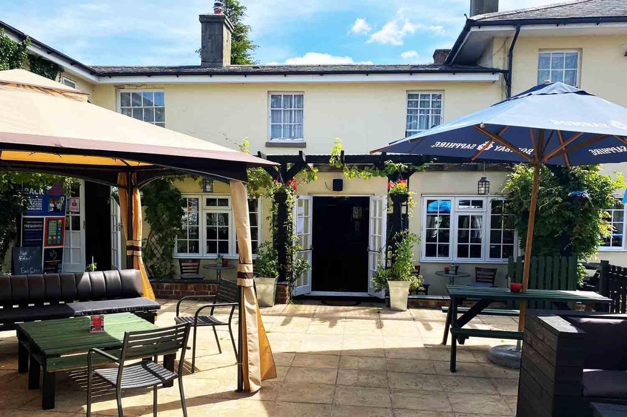 The Dove Inn Micheldever Bagian luar foto