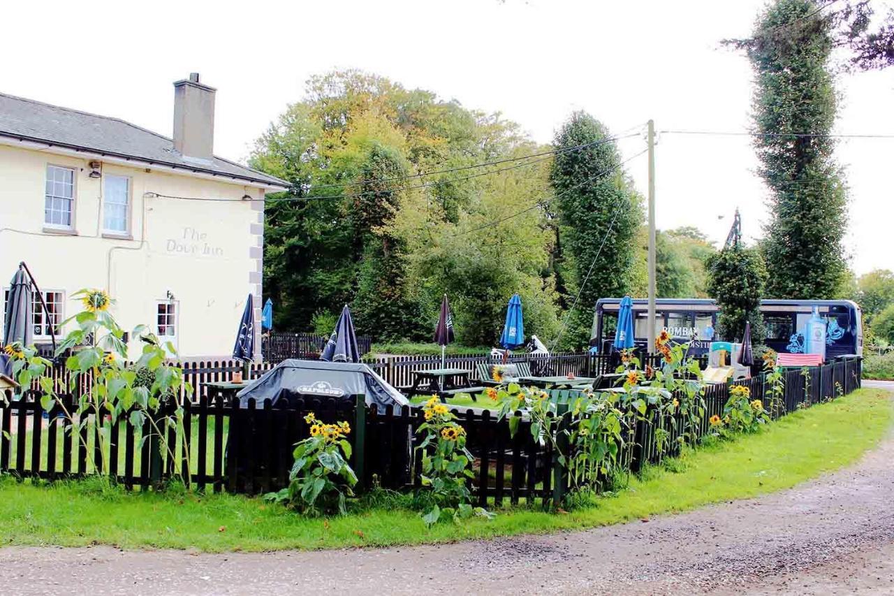 The Dove Inn Micheldever Bagian luar foto